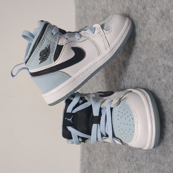 Nike air Jordan 1 Mid Ice Blue Toddler Size 6C - Picture 5 of 8